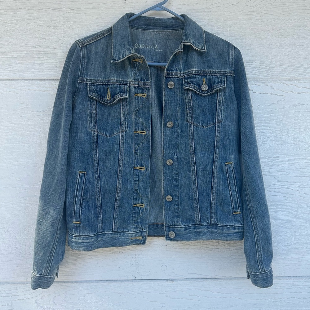 GAP Classic Blue Denim Jacket